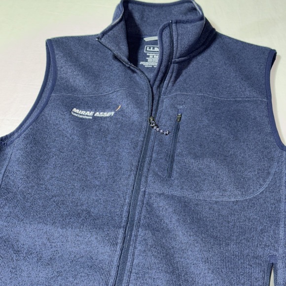 LL Bean Sweater Fleece Vest Men's Medium Navy Full Zip Slightly Fitted Hike LOGO - Picture 1 of 10